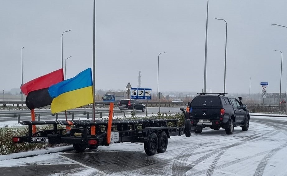 DrogMedia Створили причіп для човна, якого ніхто не бачив - волонтери з Борислава реалізували унікальний проєкт для ЗСУ 