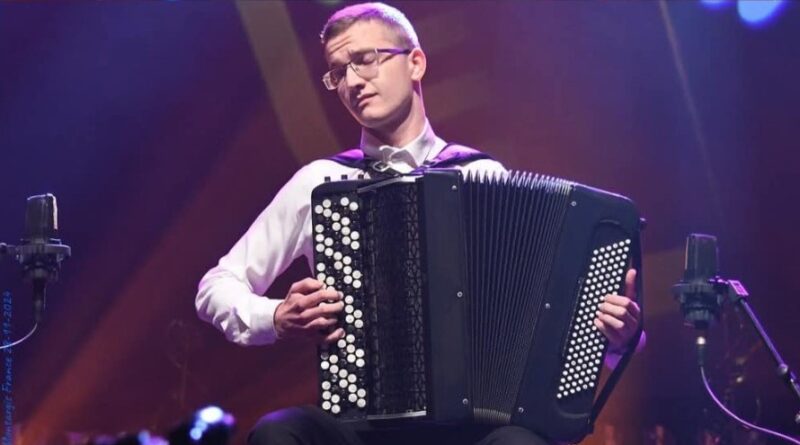 DrogMedia Студент з Дрогобича переміг у Міжнародному конкурсі акордеоністів у Франції