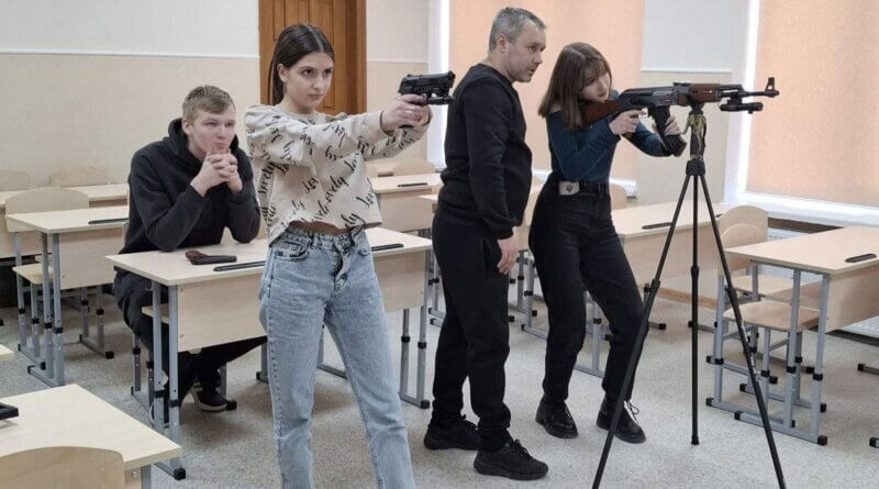 DrogMedia У Східницькому ЗЗСО облаштували осередок для викладання предмета «Захист України»