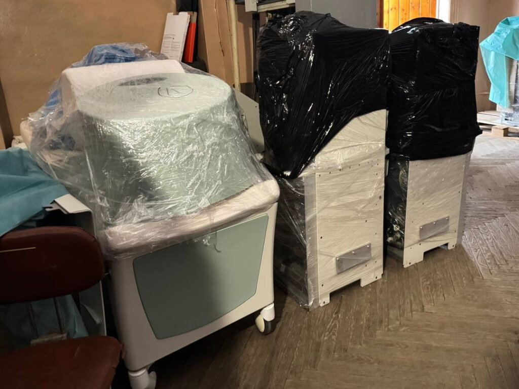 DrogMedia Бориславська лікарня отримала МРТ-апарат для кінцівок