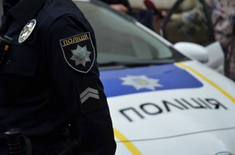 DrogMedia У Дрогобичі чоловік зламав ніс поліцейському під час перевірки документів