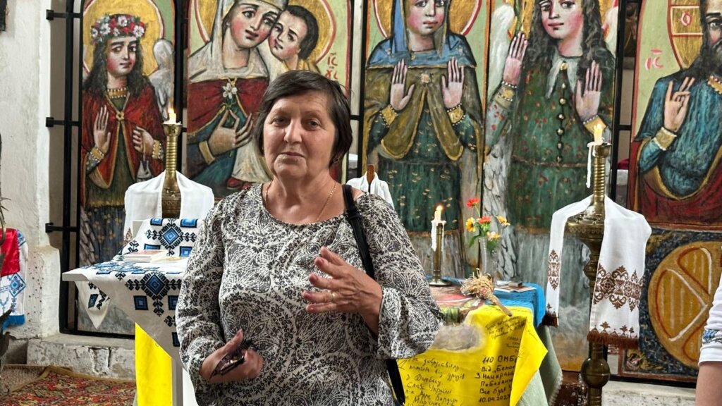 DrogMedia Живі у вічності - родичі Героїв з Бориславської ТГ молилися у Пантеоні в Новошичах