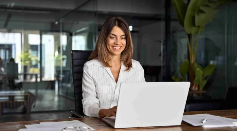 Допомога жінкам у розвитку кар’єри: стартує безоплатна менторська програма