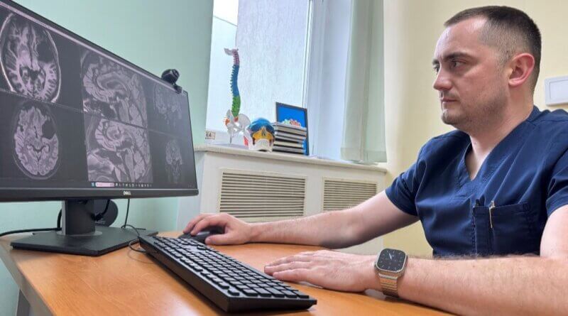 DrogMedia Львівські нейрохірурги видалили рідкісну пухлину з мозку підлітка