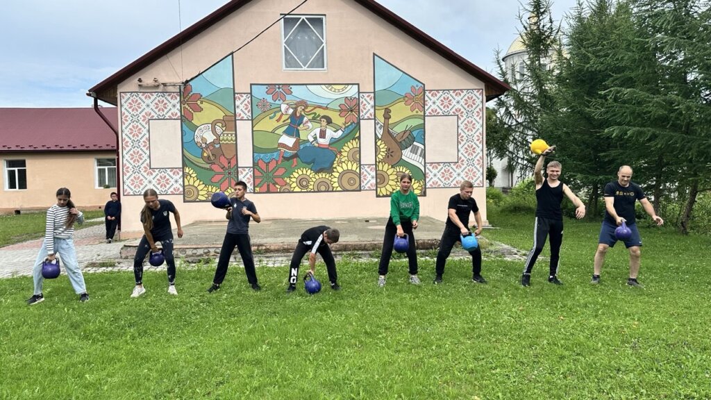 З села – на п'єдестал Європи: історія тренера і його вихованців зі Східницької ТГ 12 DrogMedia З села – на п'єдестал Європи: історія тренера і його вихованців зі Східницької ТГ