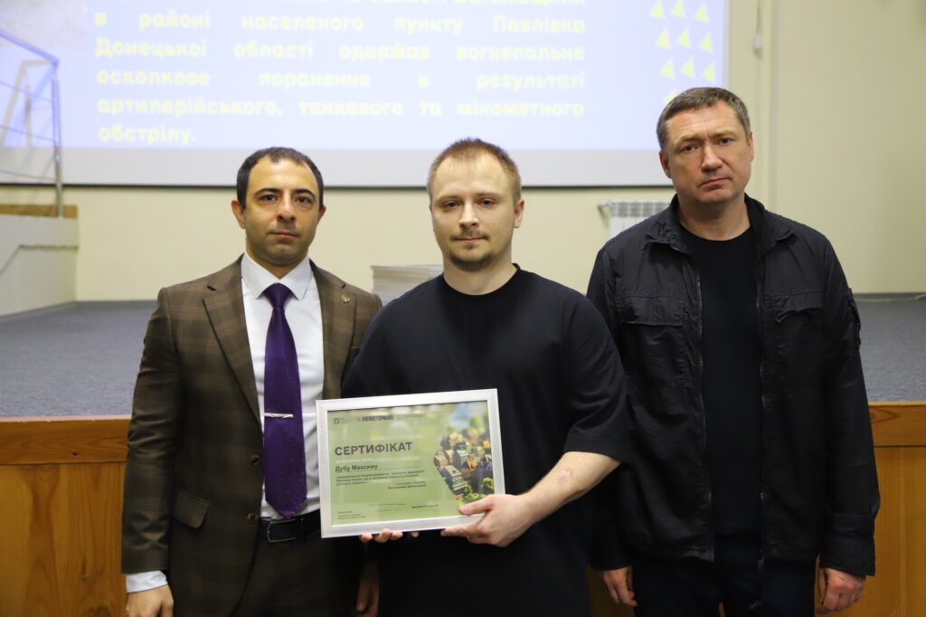 Четверо захисників з Трускавця отримали сертифікати на житло 3 DrogMedia Четверо захисників з Трускавця отримали сертифікати на житло