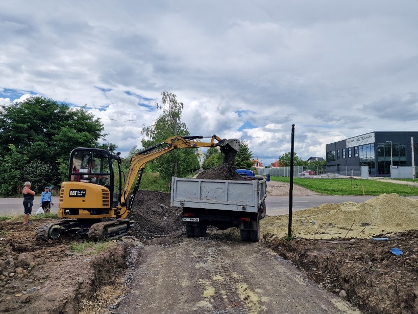 : у Дрогобичі тривають роботи на Алеї Героїв