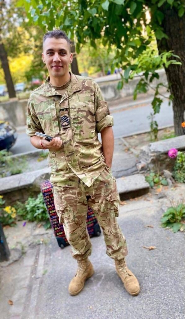 DrogMedia Нацгвардієць з перерізаним горлом 5 днів добирався з полону до своїх