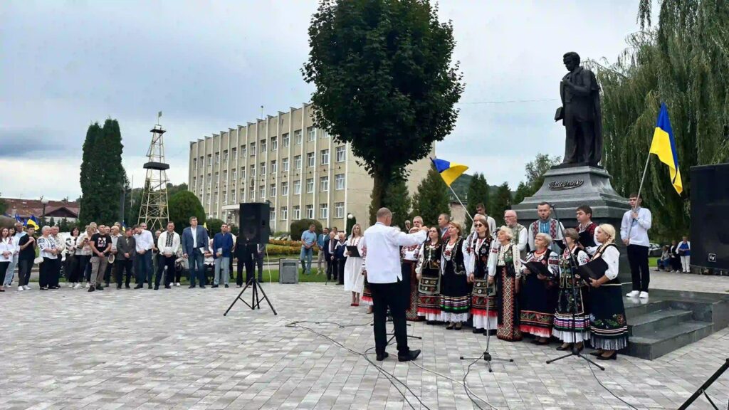 DrogMedia У Бориславі урочисто відкрили пам’ятник Тарасу Шевченку