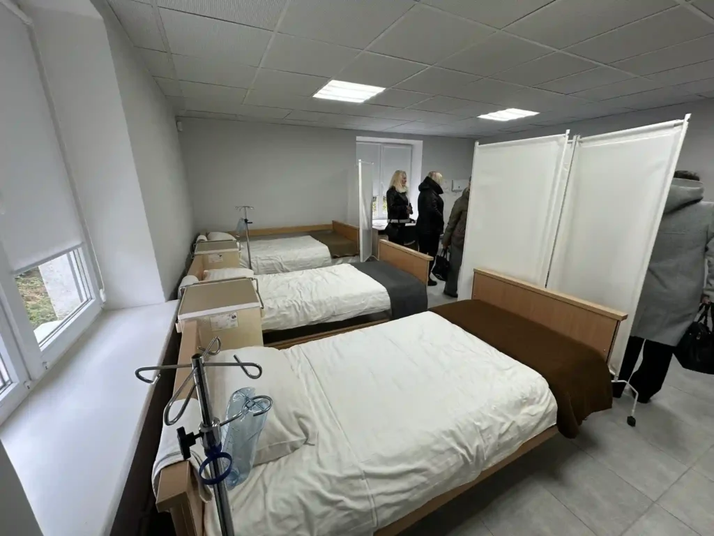 В Орові відкрили оновлену амбулаторію 2 DrogMedia В Орові відкрили оновлену амбулаторію