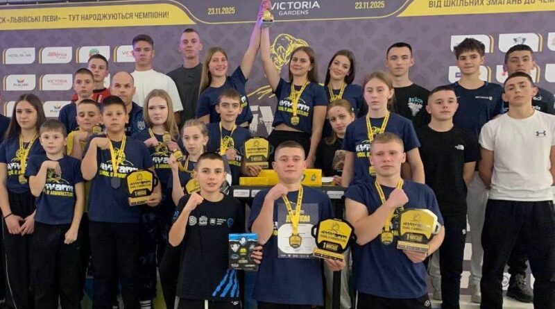 Учні з Підбужа вибороли абсолютну перемогу на обласних змаганнях з армрестлінгу