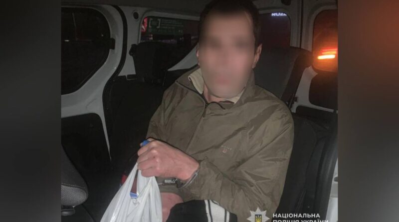 У Стебнику затримали чоловіка, який вкрав скриньку для пожертв