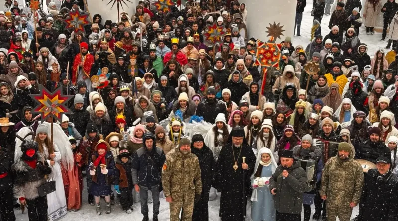 У Дрогобичі відбувся Фестиваль вертепів — зібрали 300 тис. грн для ЗСУ