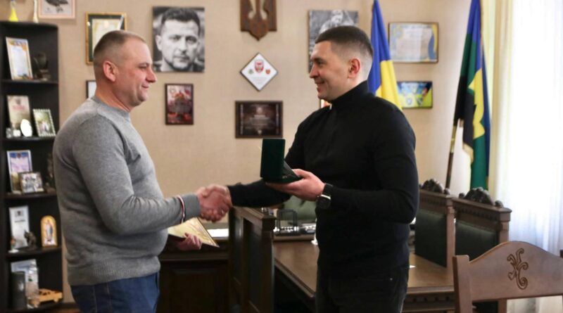 DrogMedia Ветеран з Дрогобиччини отримав сертифікат на житло на 3 млн. грн.