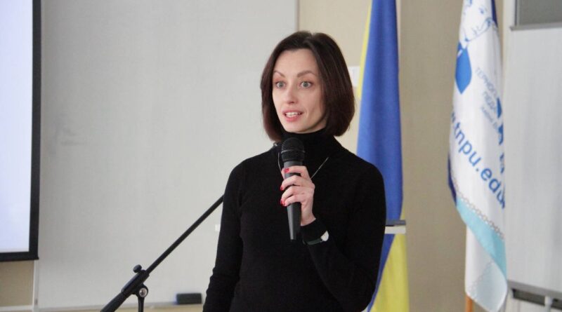 DrogMedia У Дрогобичі заступниця міністра освіти обговорить з батьками реформу старшої школи