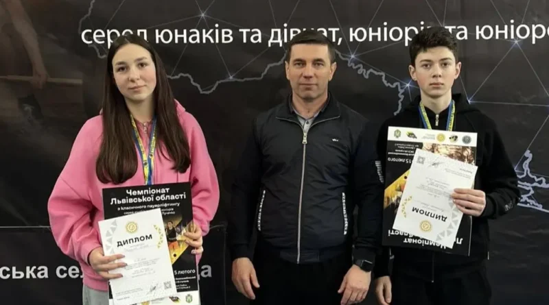 Спортсмени з Доброгостова вибороли медалі на чемпіонаті Львівщини з пауерліфтингу