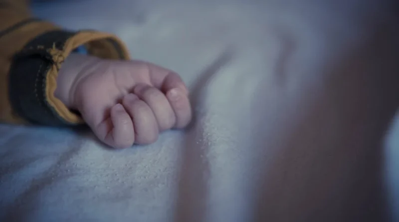 На Львівщині перевірять сім’ї групи ризику через випадки смерті дітей