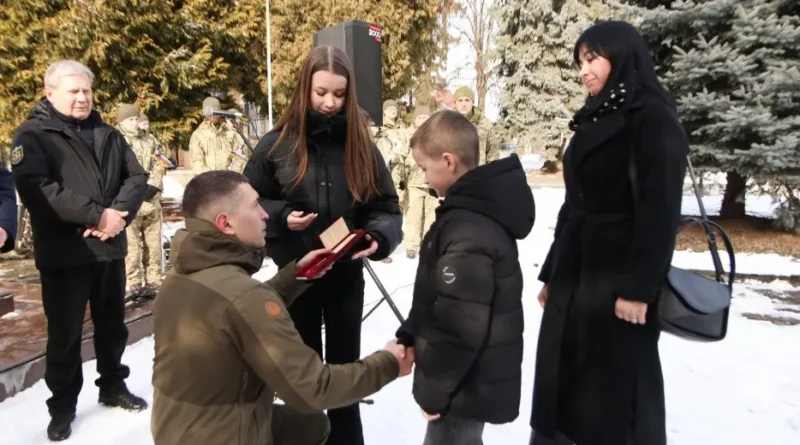 У Дрогобичі родинам полеглих Героїв вручили державні нагороди