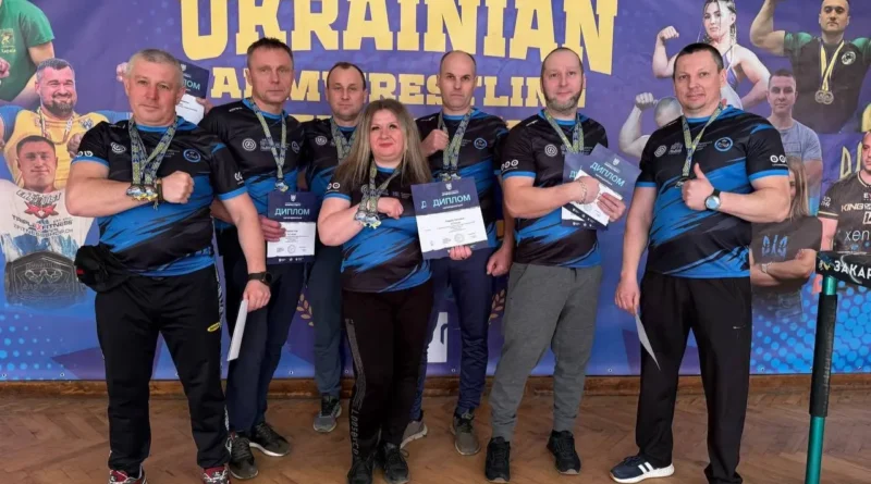 Ветерани зі Східницької громади здобули нагороди на чемпіонаті України з армрестлінгу