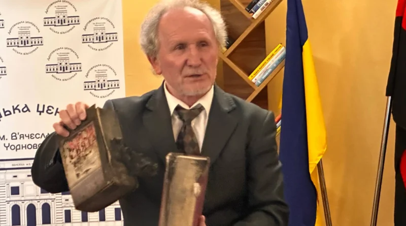 DrogMedia Шовкошитний у Дрогобичі: «Мої читачі - не ті, хто перепливає Тису, мої читачі захищають Україну»