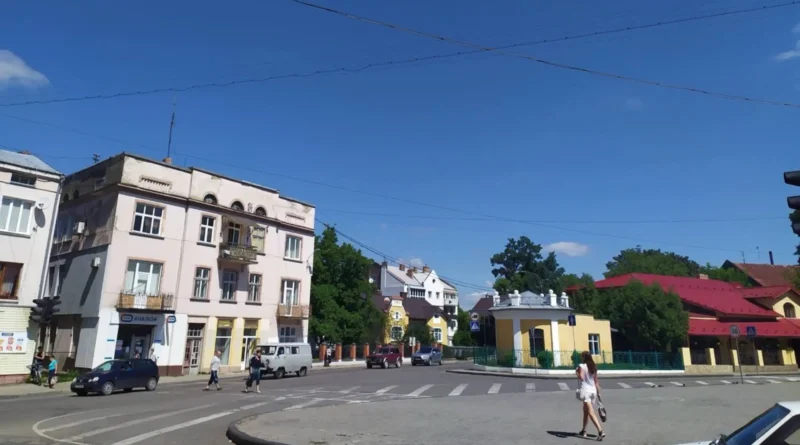 У Дрогобичі тимчасово обмежать рух на перехресті Івана Франка – Лесі Українки