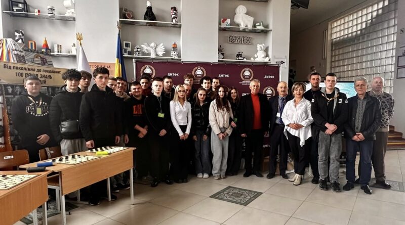DrogMedia У Дрогобичі провели турнір з шашок для студентської молоді