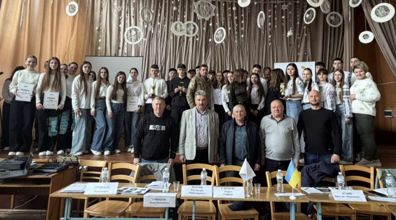 У Меденицькій громаді провели патріотичний брейн-ринг для школярів: хто переміг