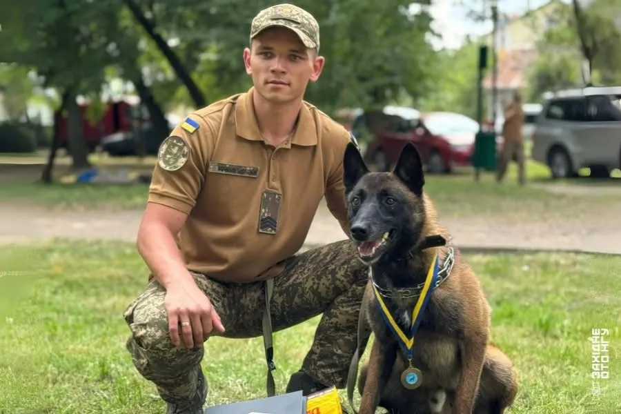 Малінуа — королі серед чотирилапих помічників нацгвардійців та рятувальників 2 DrogMedia Малінуа — королі серед чотирилапих помічників нацгвардійців та рятувальників