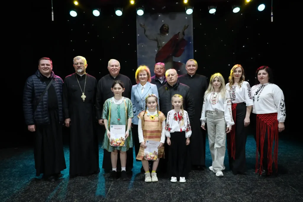 У Бориславі провели фестиваль великодніх традицій і духовної пісні 2 У Бориславі провели фестиваль великодніх традицій і духовної пісні