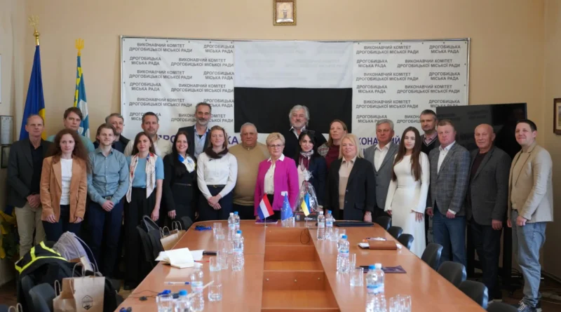 У Дрогобичі узгодили напрями співпраці з Нідерландами у сфері ВПО та ветеранської політики