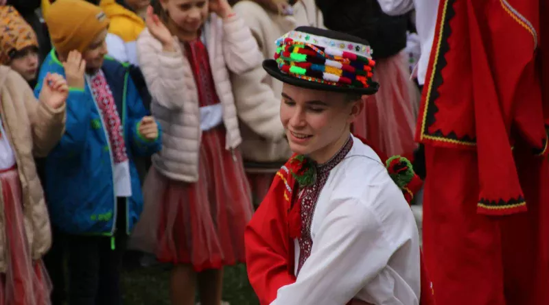 гаївка. Фото ДМР