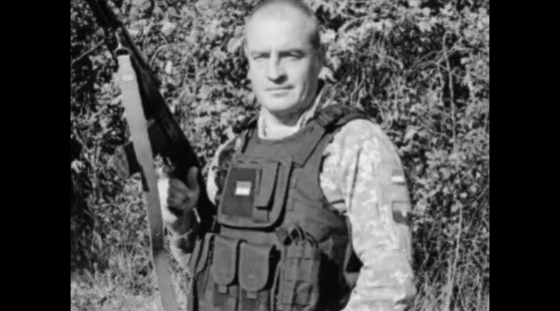 Роман Сенів