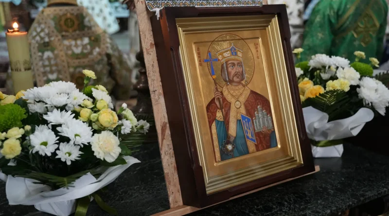 ікона з мощами князя Володимира Великого