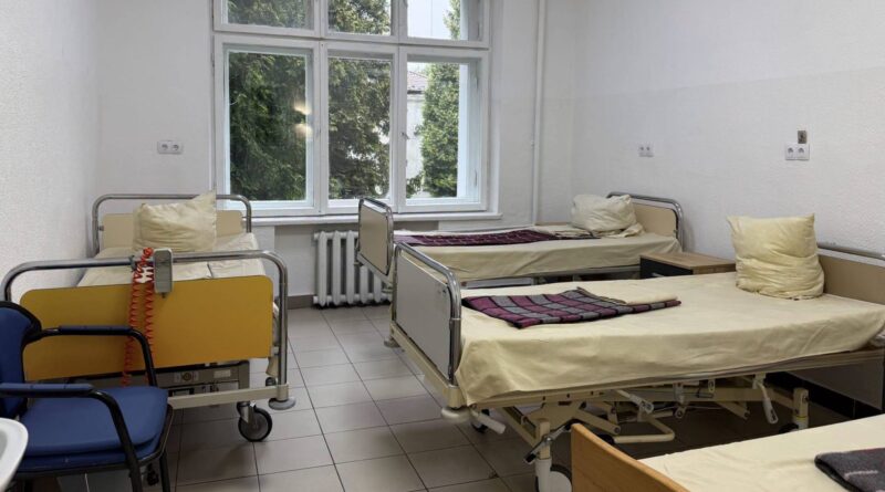 У нейрохірургії Дрогобицької лікарні оновили дві палати
