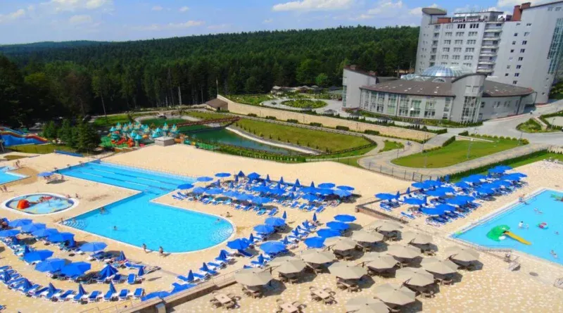 готель Три сини і донька