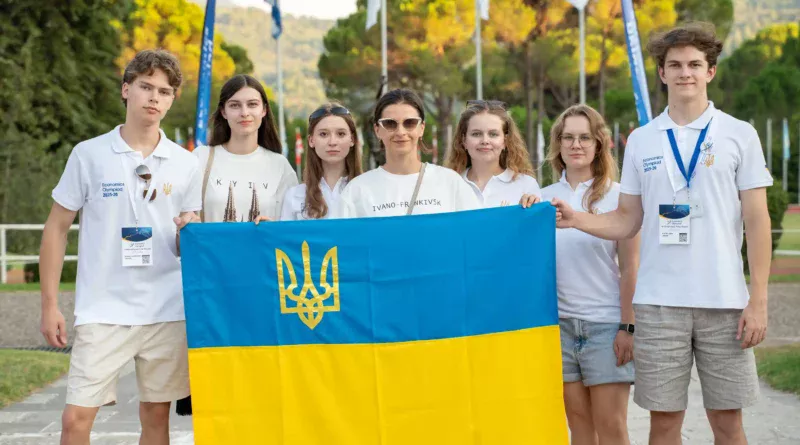 учасники економічної олімпіади