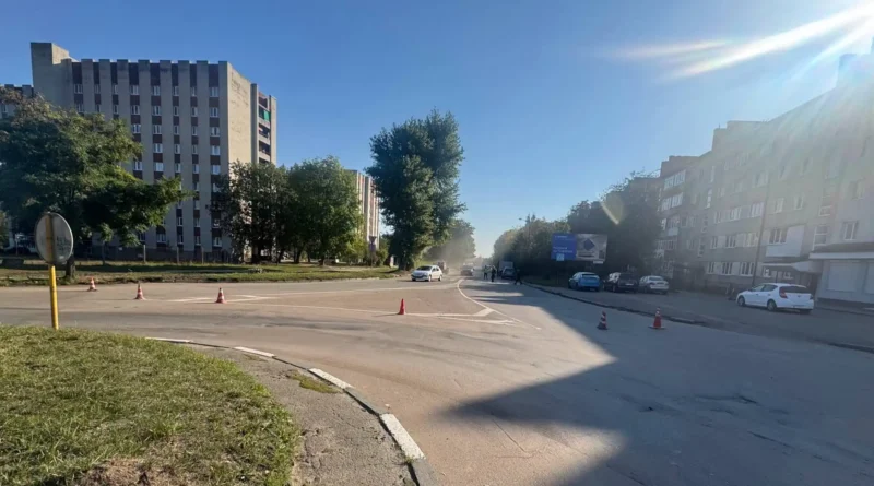 DrogMedia На вул. В.Великого у Дрогобичі частково перекрили рух
